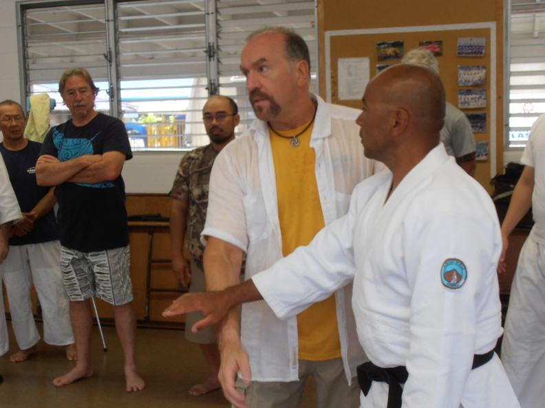 gleason-harden-aiki-hawaii-54.jpg